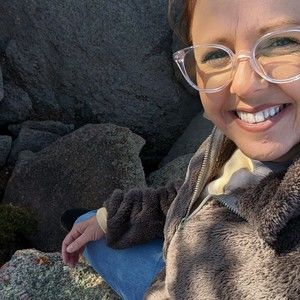 Meet your Posher, Leslie